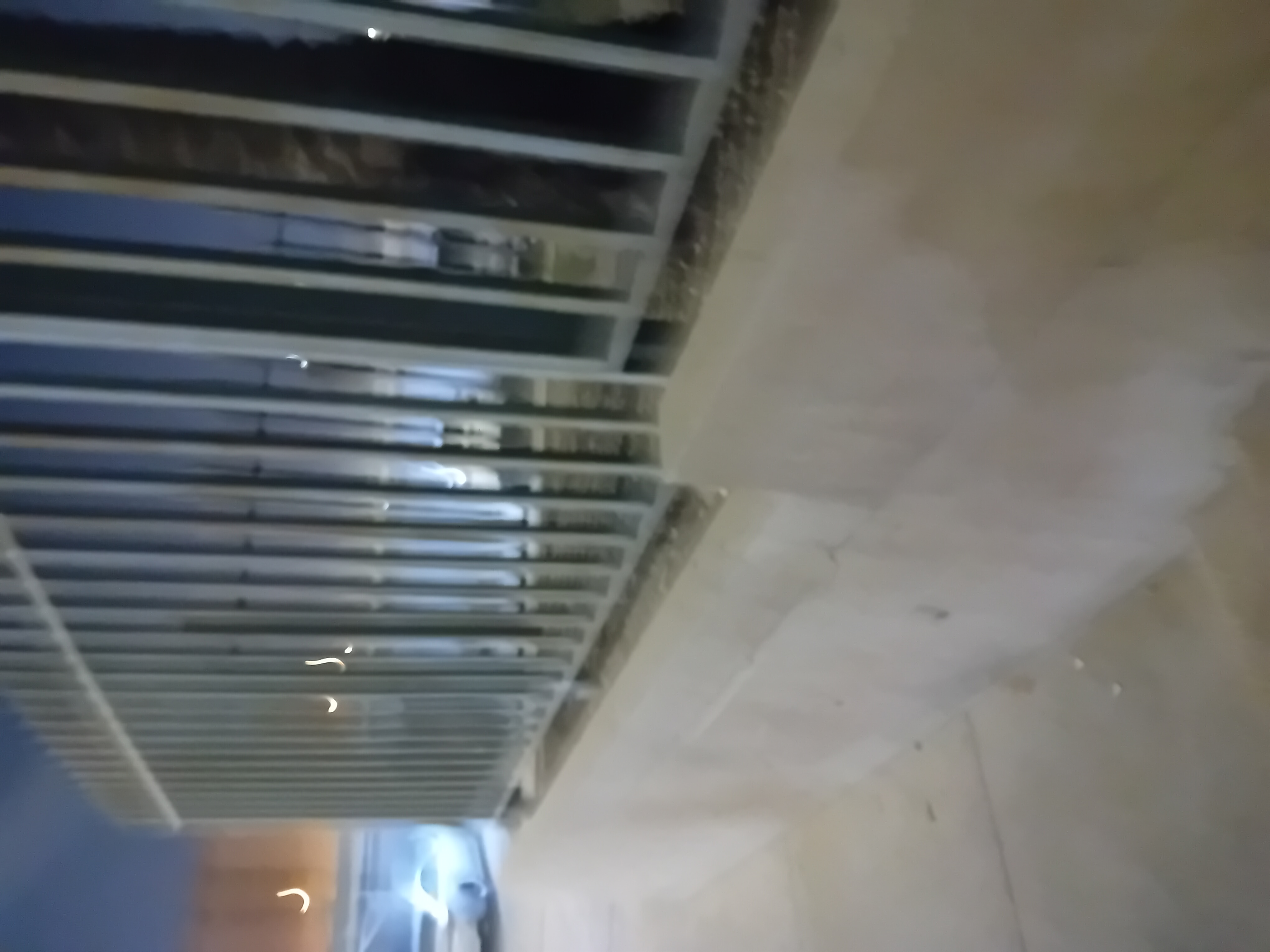 فلة للبيع على شارعين جنوبي