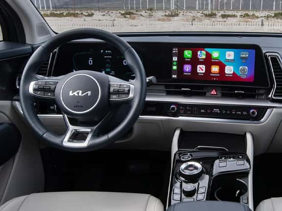 سيارة كيا 2025 بحالة جيدة 